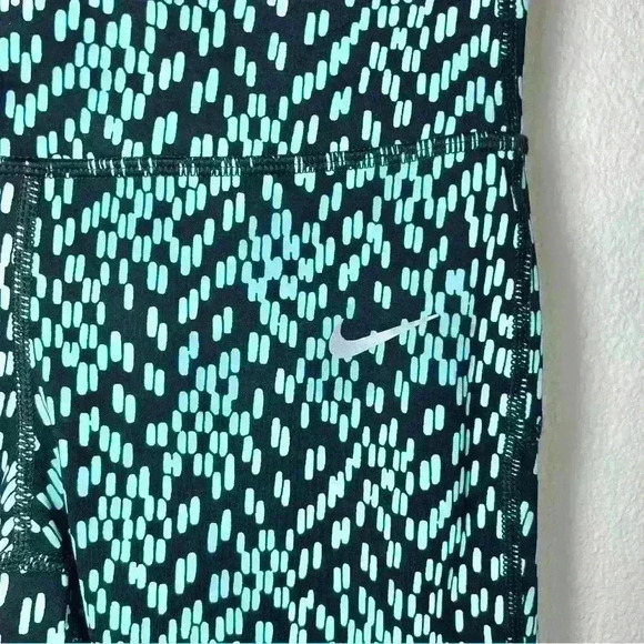 Nike Women’s Pro Geometric Dri-Fit Black Teal 3/4 Leggings Size XS - Picture 4 of 16